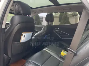Hyundai Santa Fe 2015 White