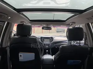Hyundai Santa Fe 2015 White