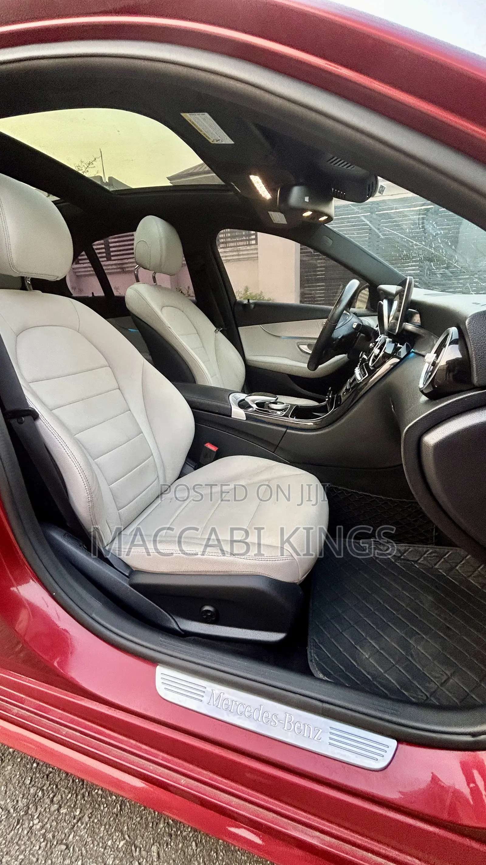 Mercedes-Benz C300 Luxury 4matic Sedan AWD (2.0L 4cyl 7A) 2017 Red