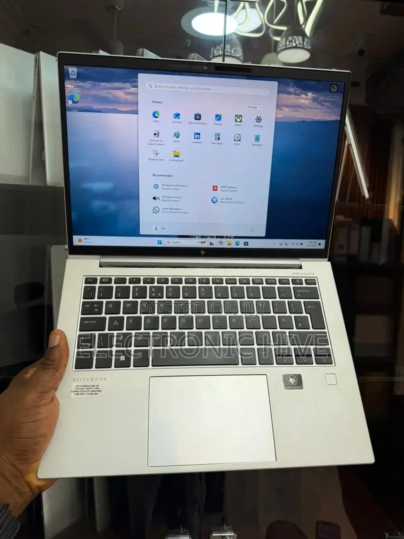 Laptop HP 16GB AMD Ryzen 5 SSD 512GB