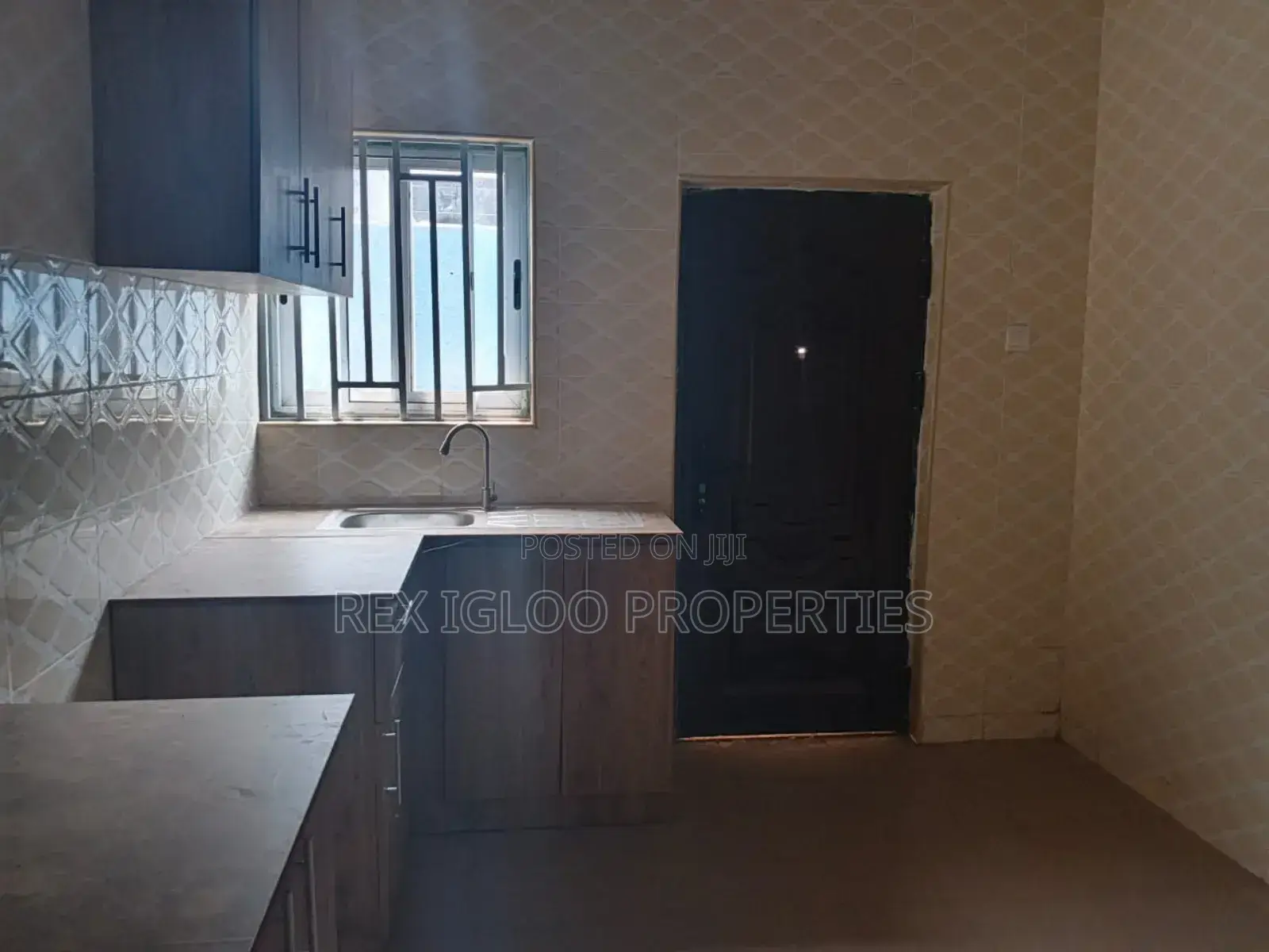 2bdrm House in Tema, Community 25 for rent