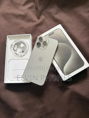 Apple iPhone 15 Pro Max 256 GB Silver