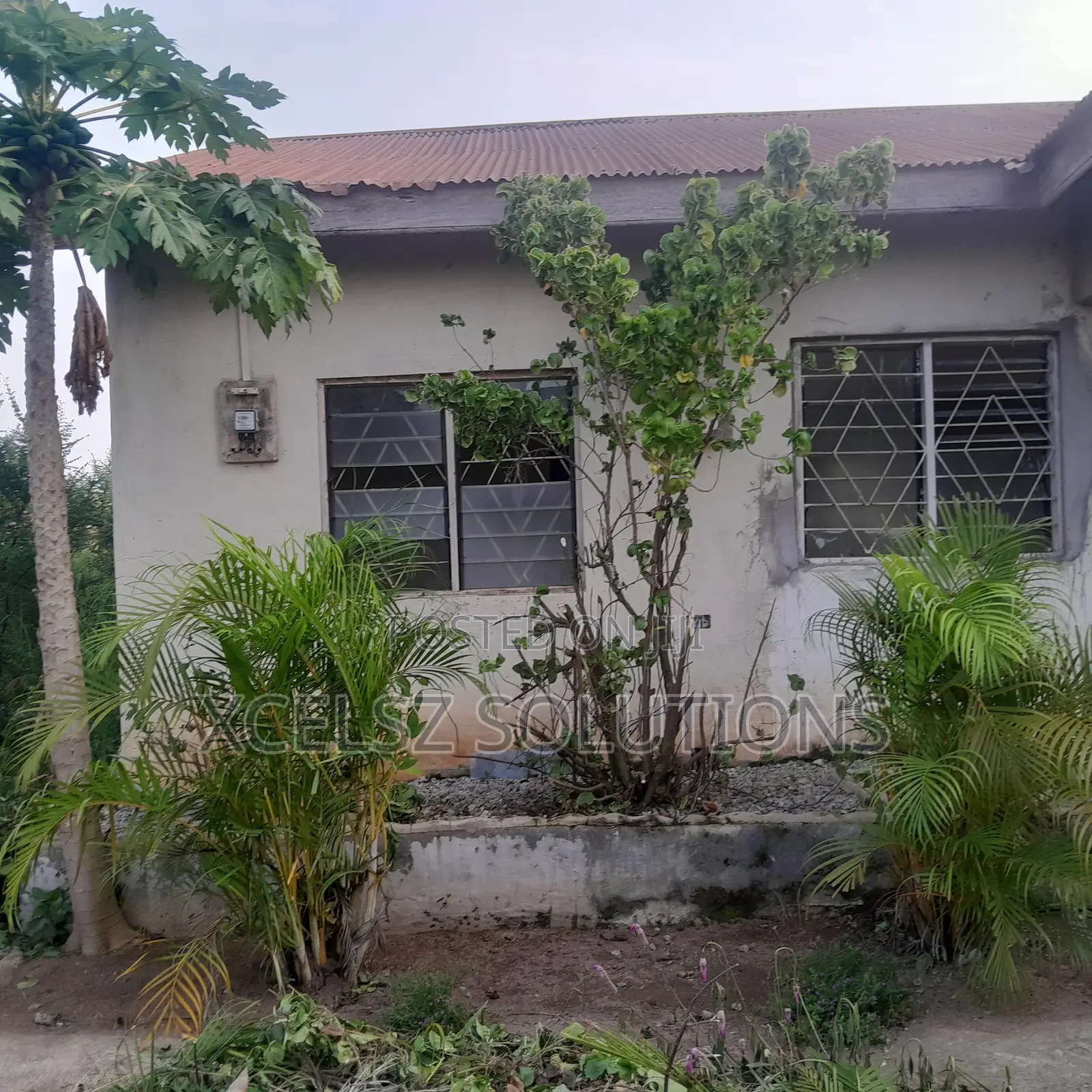 4bdrm Block of Flats in Kumasi Metropolitan for sale