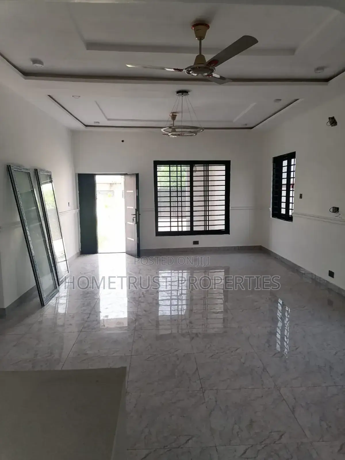 2bdrm Duplex in Hometrust Properties, Amasaman for rent