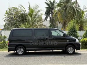 Toyota HiAce 2012 Black