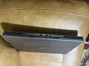 Laptop Dell Precision 7760 32GB Intel Core i7 SSD 512GB