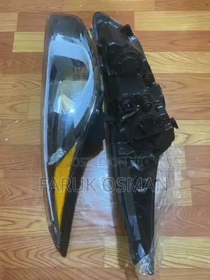 2014 Hyundai Elantra Headlights