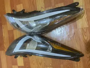 2014 Hyundai Elantra Headlights