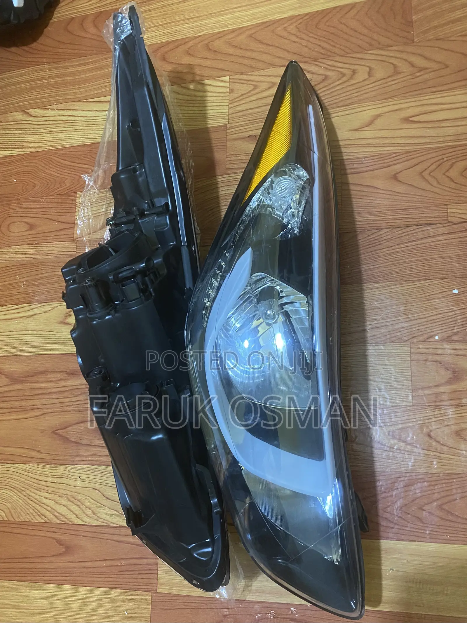 2014 Hyundai Elantra Headlights