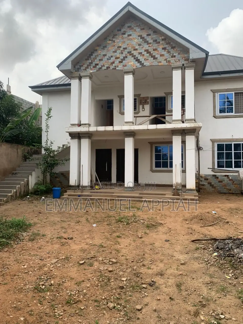 7bdrm House in Ablekuma Canada for sale