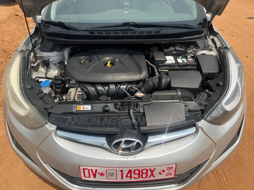 Hyundai Elantra SE 4dr Sedan (1.8L 4cyl 6A) 2014 Gray