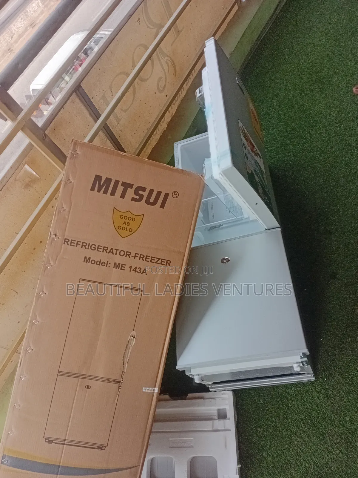 Mitsui 94l Stylish Compact Fridge