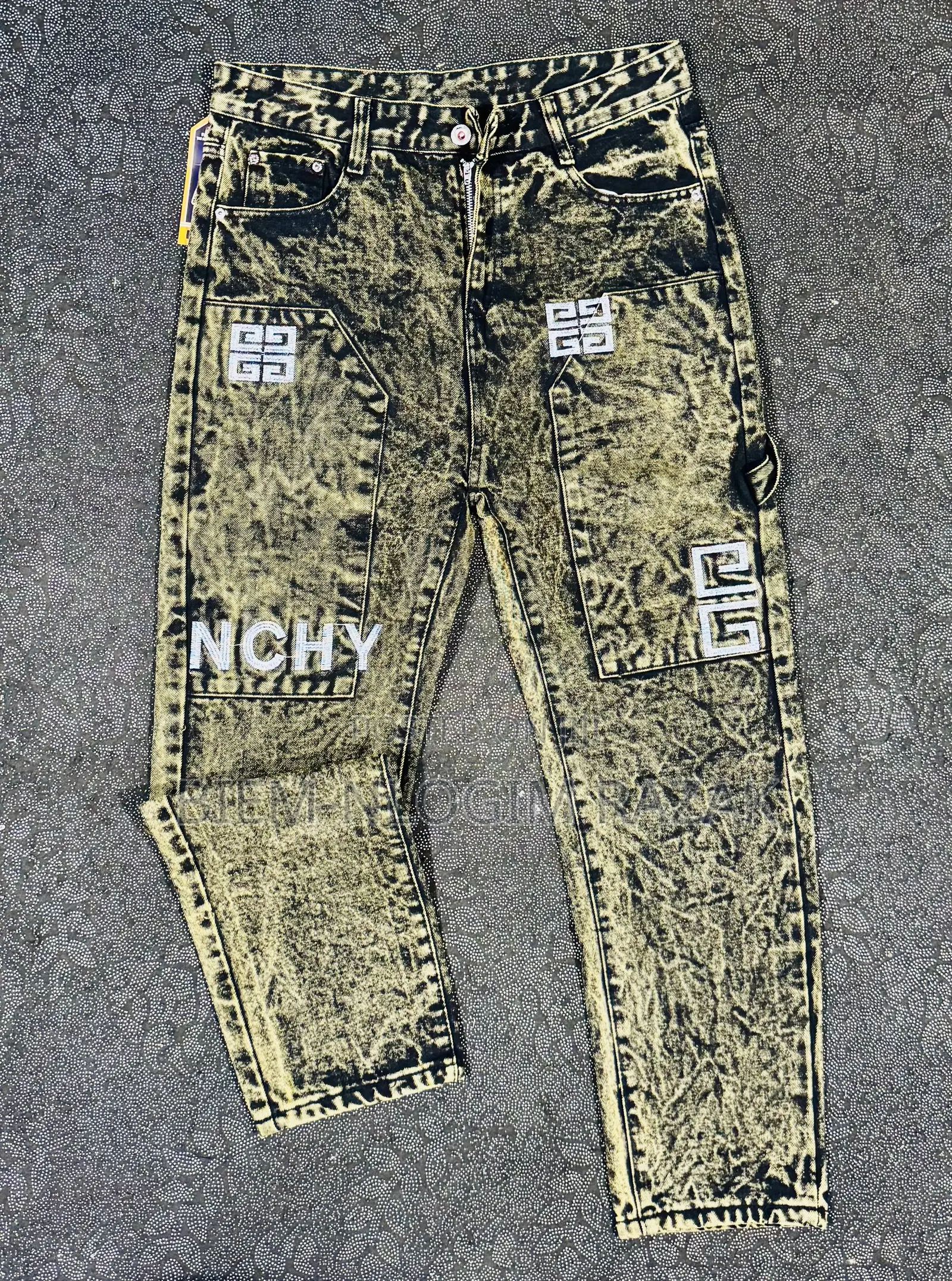 Quality Givenchy Baggy Jeans Available in Stock