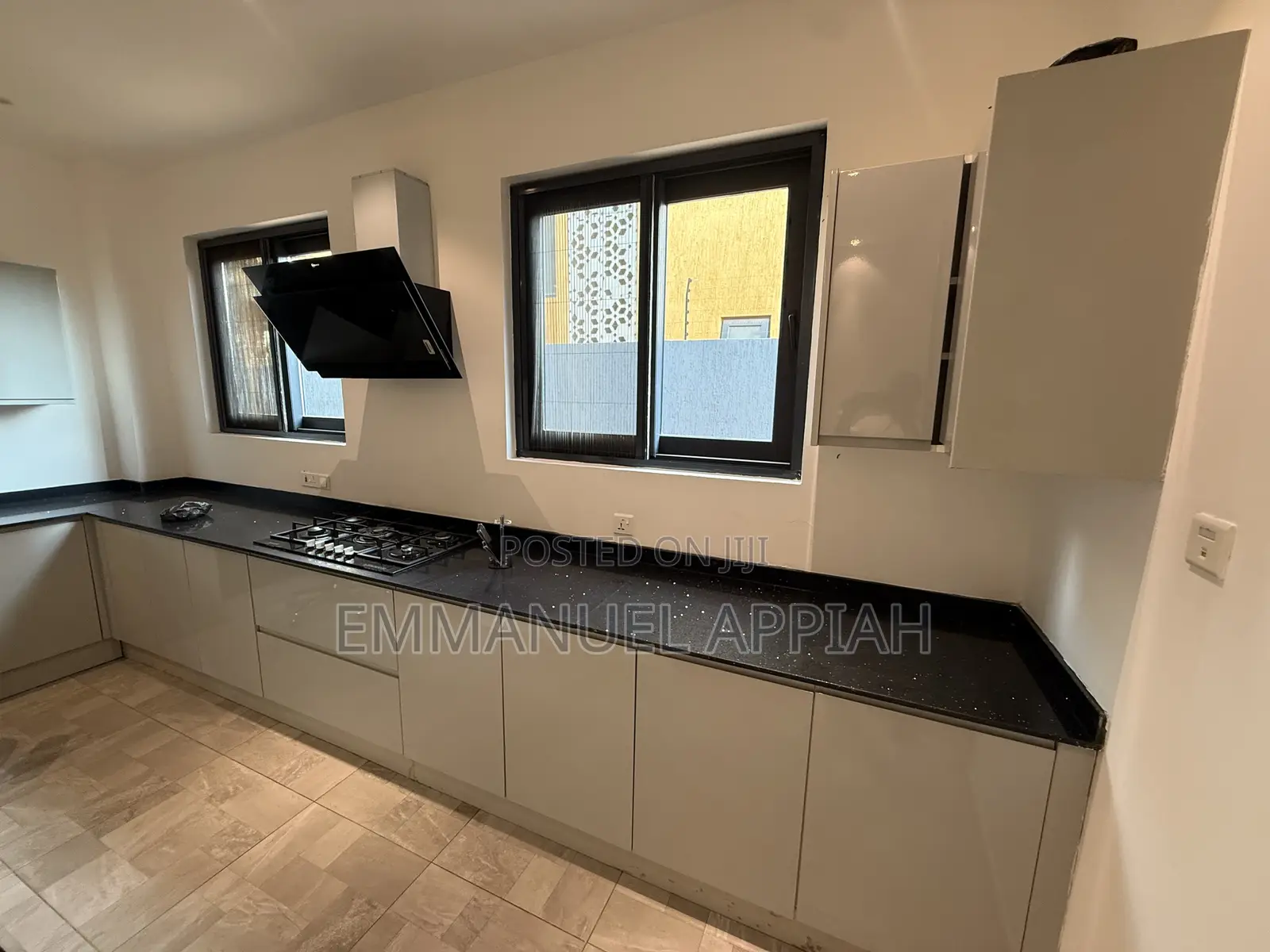 4bdrm Duplex in East Legon Hills, Accra Metropolitan for sale