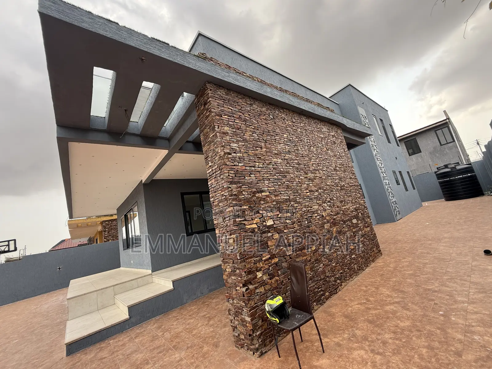 4bdrm Duplex in East Legon Hills, Accra Metropolitan for sale