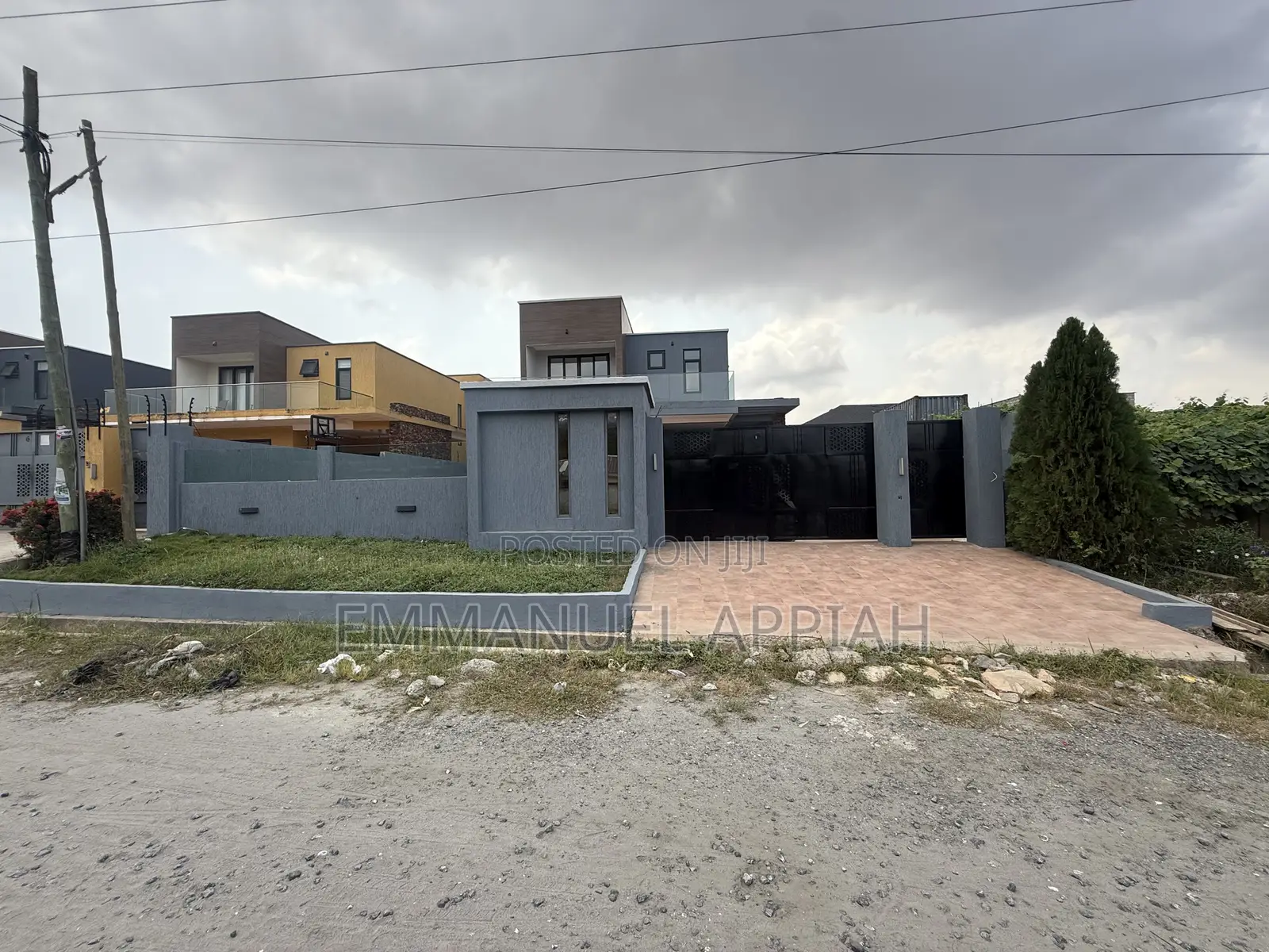 4bdrm Duplex in East Legon Hills, Accra Metropolitan for sale