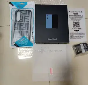 New Samsung Galaxy Z Fold3 5G 256 GB Black