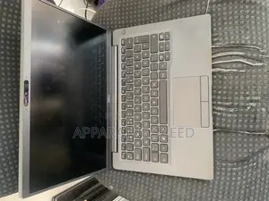 Laptop Dell Latitude 7400 8GB Intel Core I5 SSD 256GB