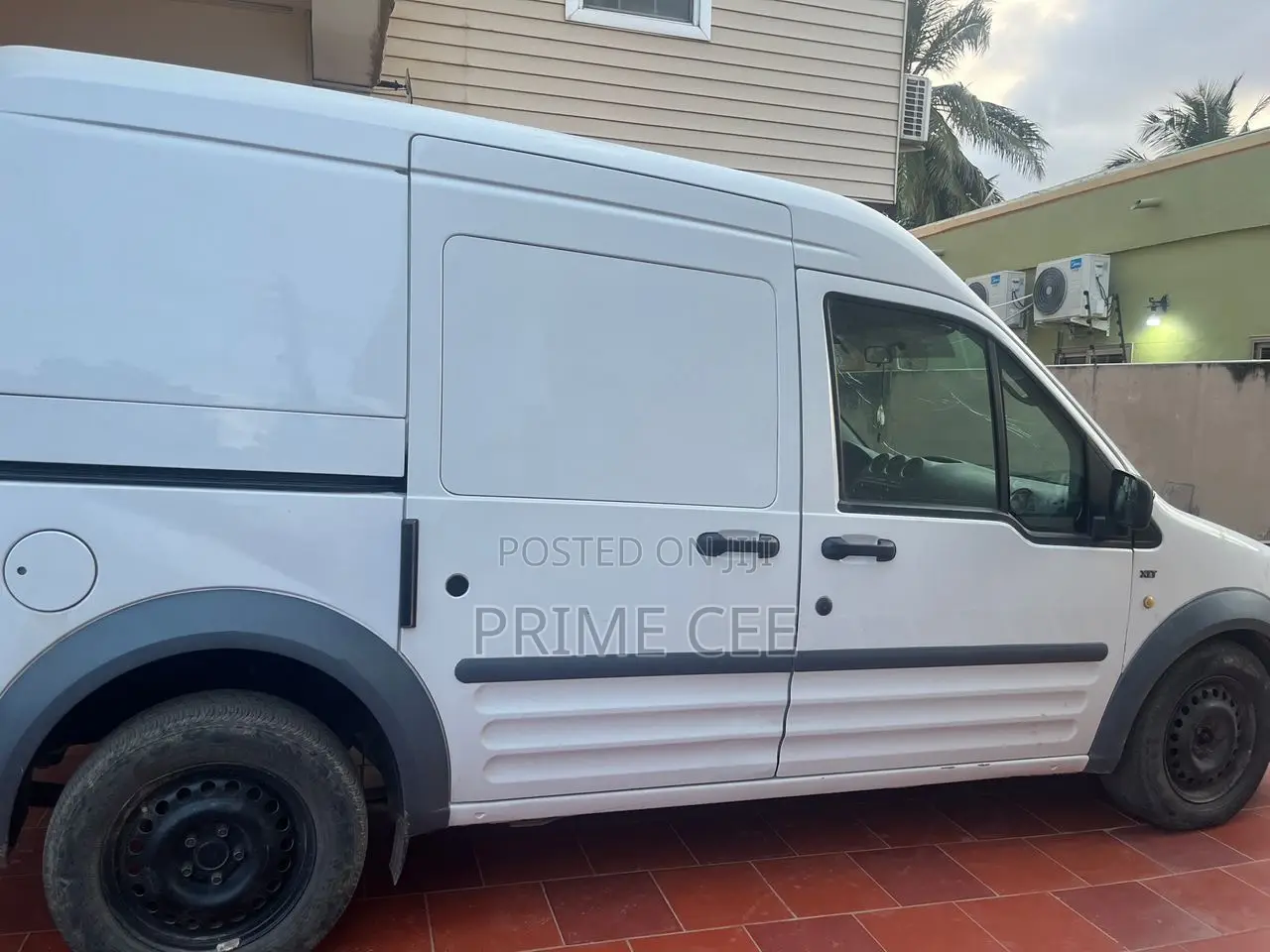 Ford Transit 2011 White