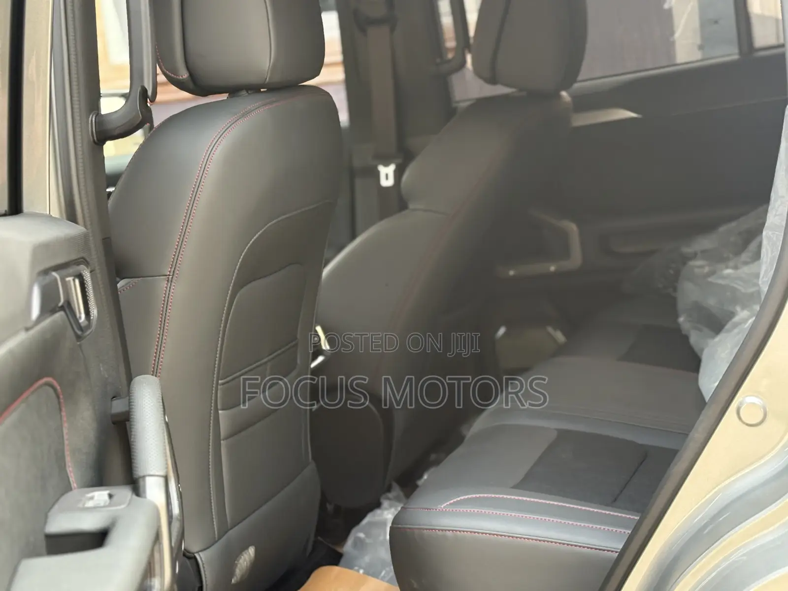 Jetour T2 2.0 Petrol AWD 2024 Gold