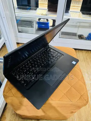 Laptop Dell Latitude 5490 8GB Intel Core I5 SSD 256GB