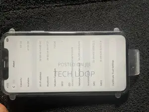 New Apple iPhone 11 64 GB Black