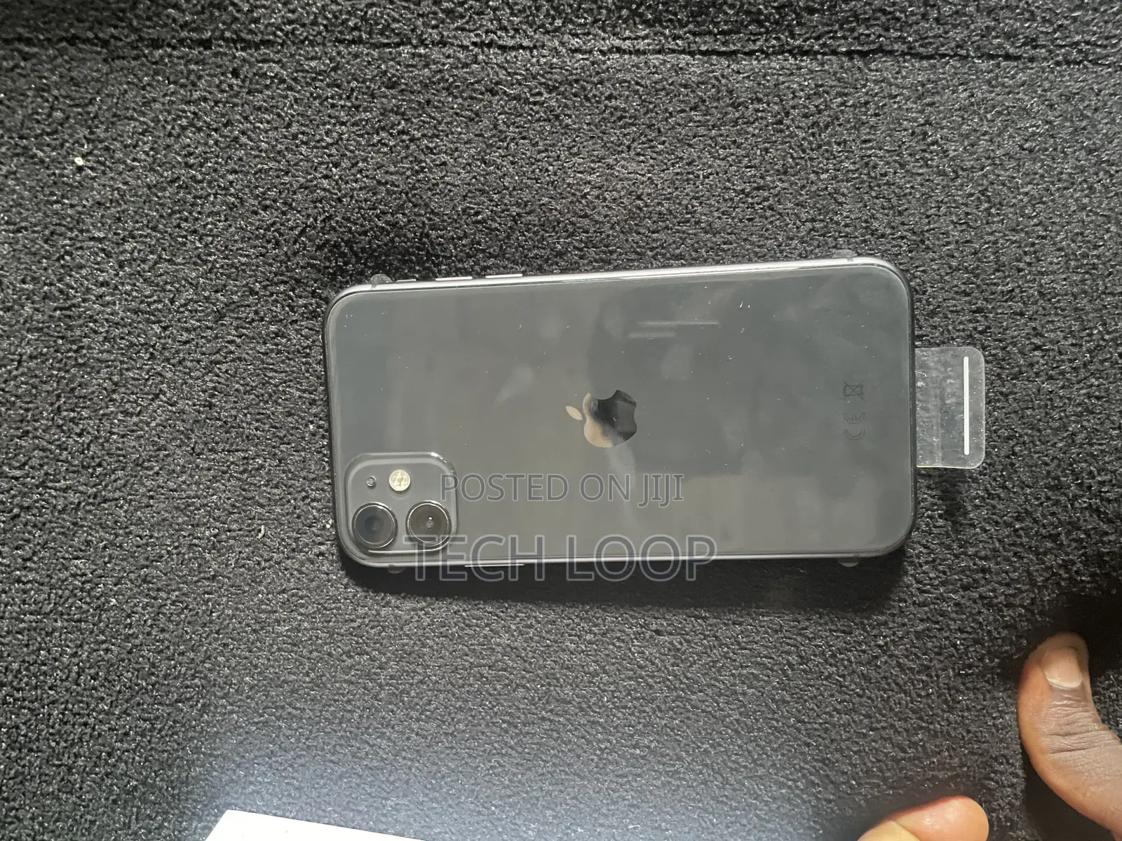 New Apple iPhone 11 64 GB Black