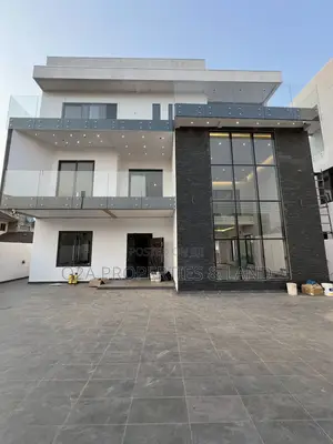 4bdrm Penthouse in Adjiringanor, Ability for sale