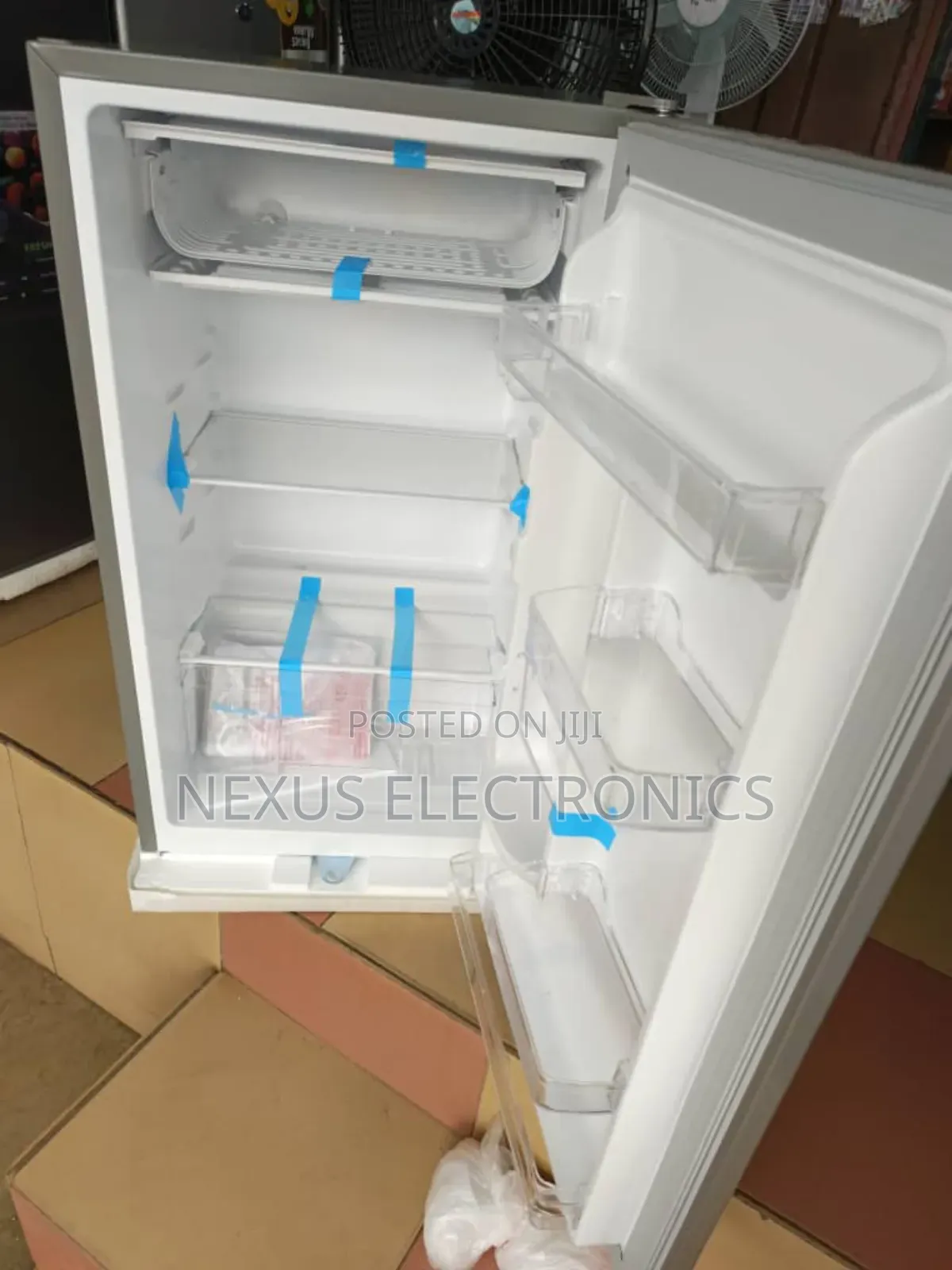 Brand New Innova Table Top Single Door Fridge.