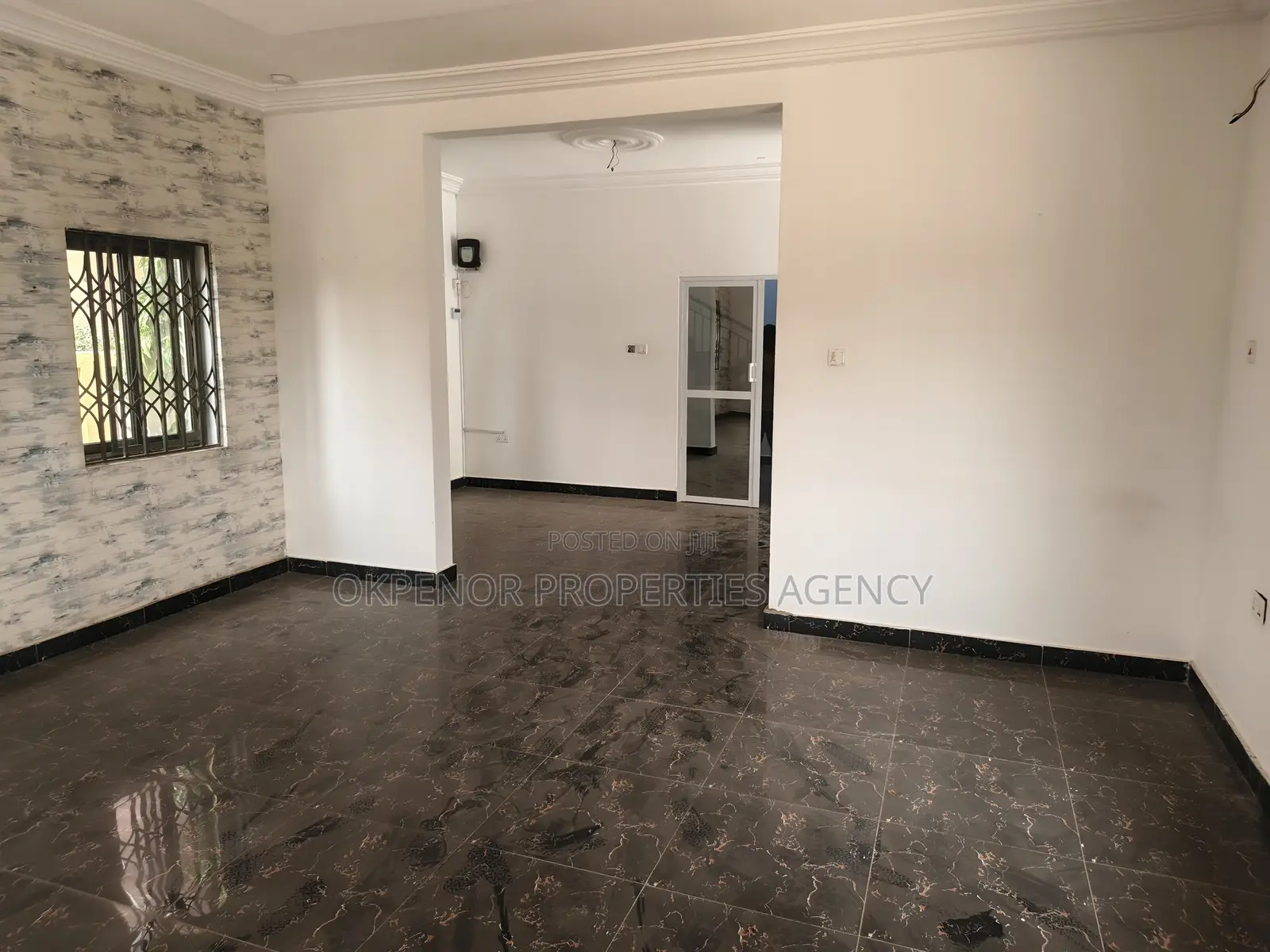 4bdrm House in Dawhenya, Tema Metropolitan for sale