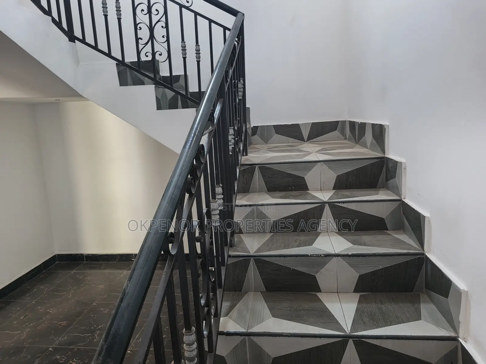 4bdrm House in Dawhenya, Tema Metropolitan for sale