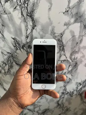 Apple iPhone 7 32 GB Silver