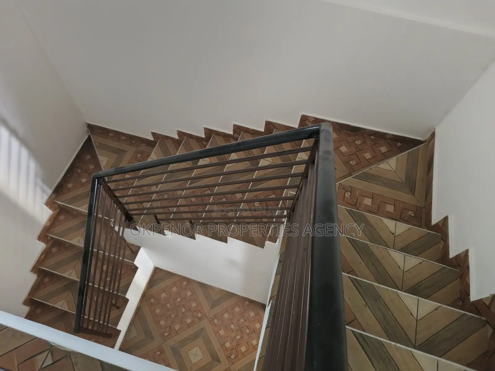 4bdrm House in Dawhenya, Tema Metropolitan for sale