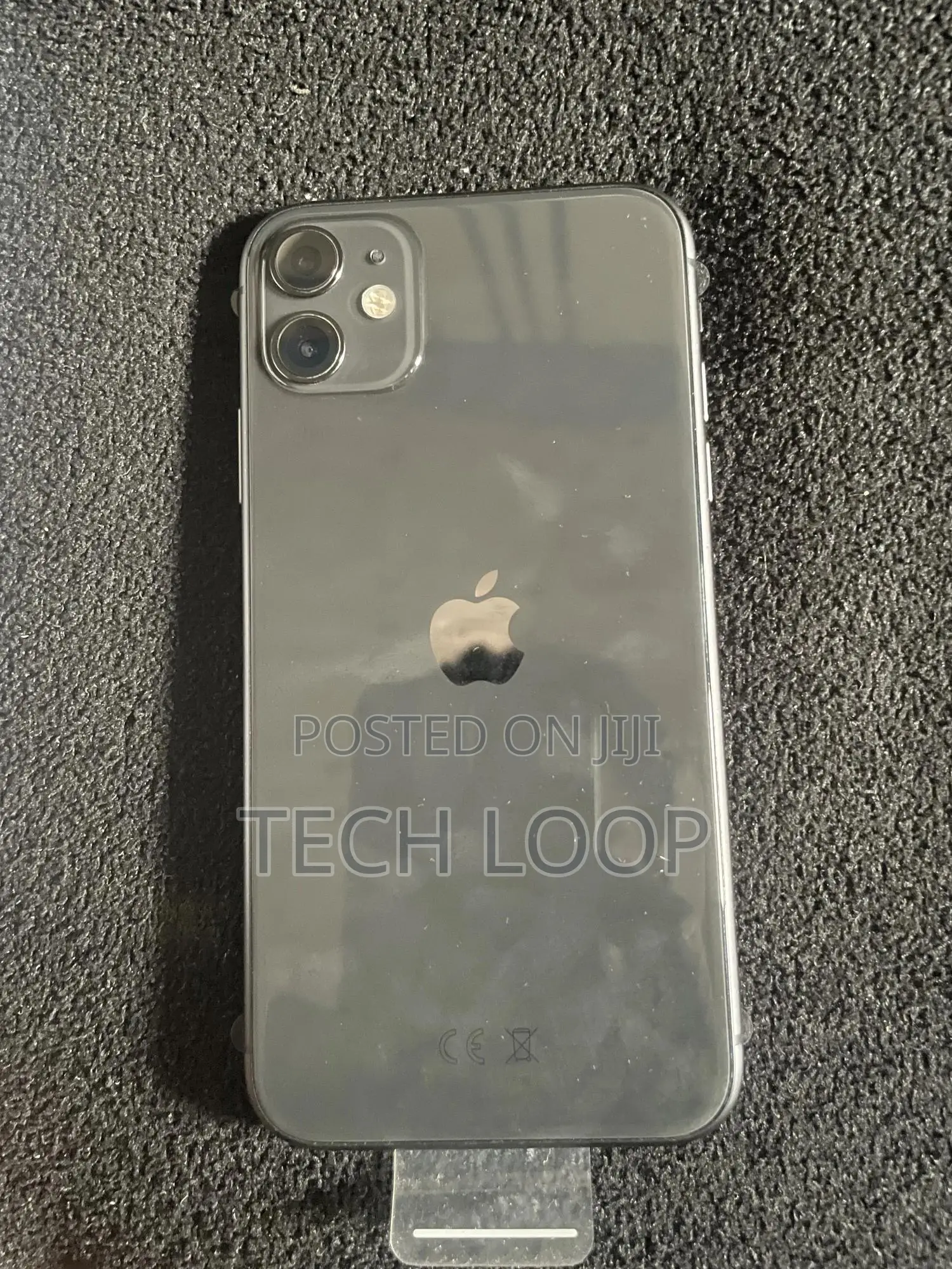 New Apple iPhone 11 64 GB Black