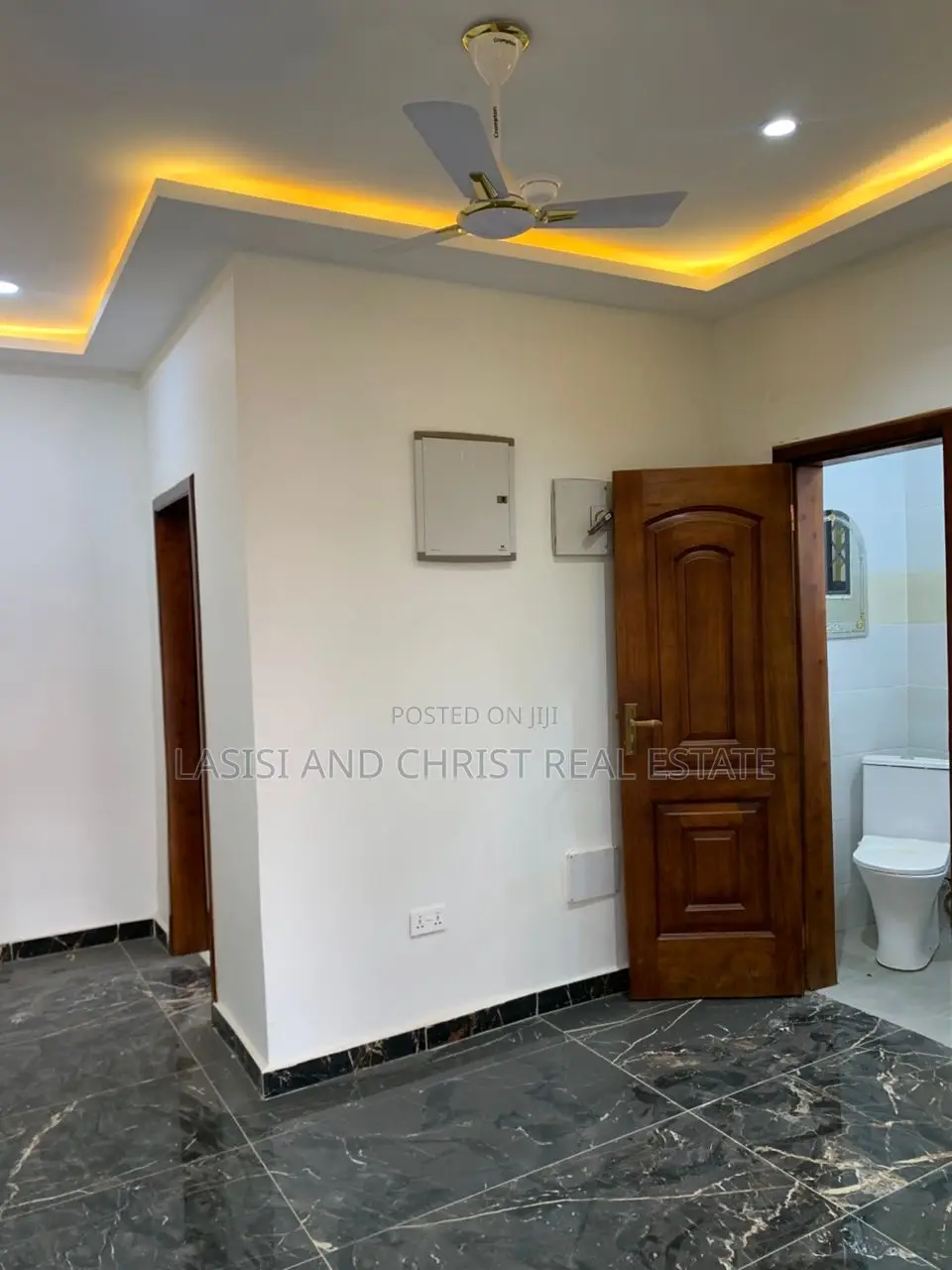 2bdrm Apartment in Lasisi And Christ, Amasaman for rent