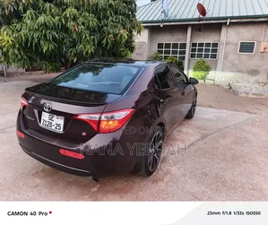 Toyota Corolla L (1.8L 4cyl 2A) 2018