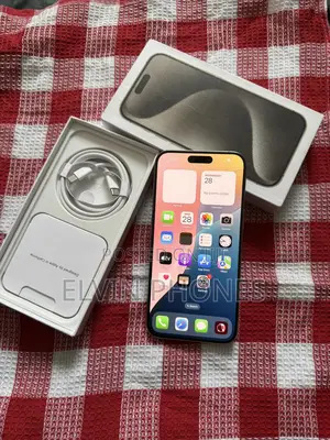 Apple iPhone 15 Pro Max 256 GB Silver