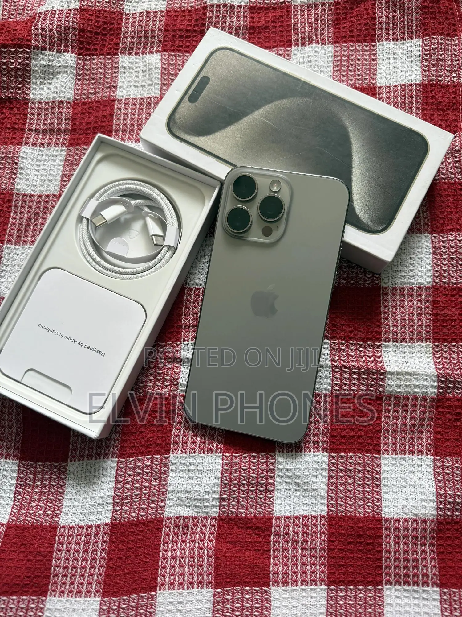 Apple iPhone 15 Pro Max 256 GB Silver