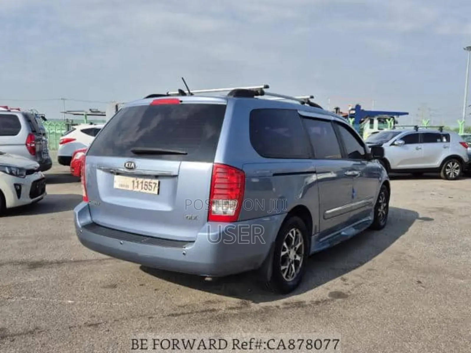 Kia Carnival 2013 Blue