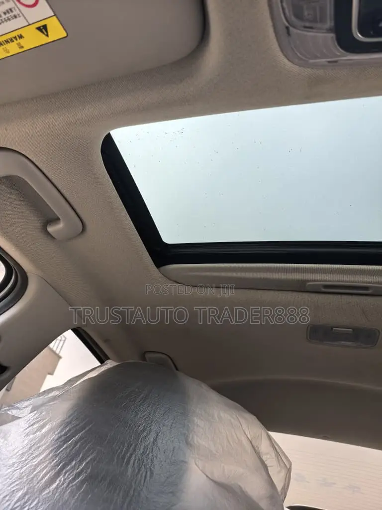Hyundai Elantra SEL 2024 White