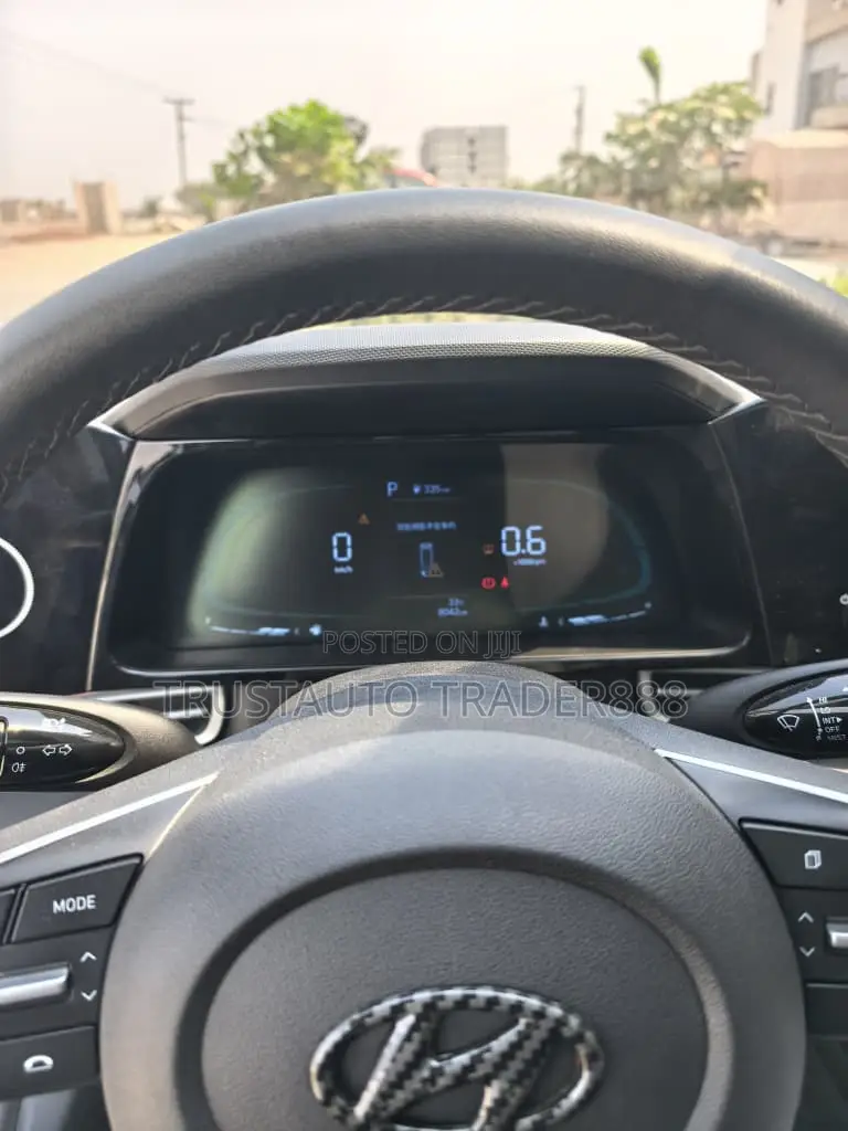 Hyundai Elantra SEL 2024 White