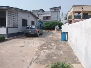 2bdrm House in Dansoman for sale