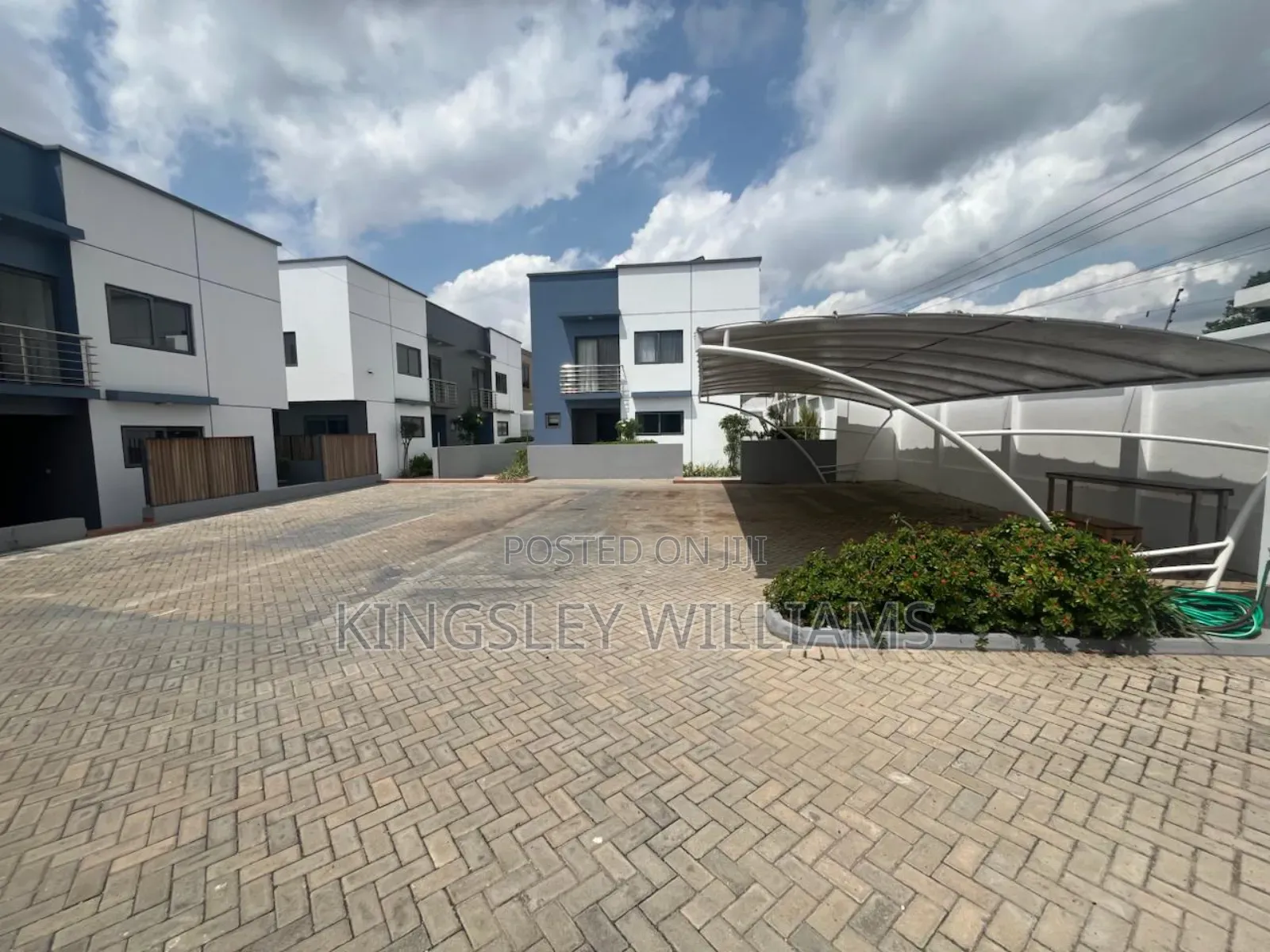 4bdrm House in North Legon for sale
