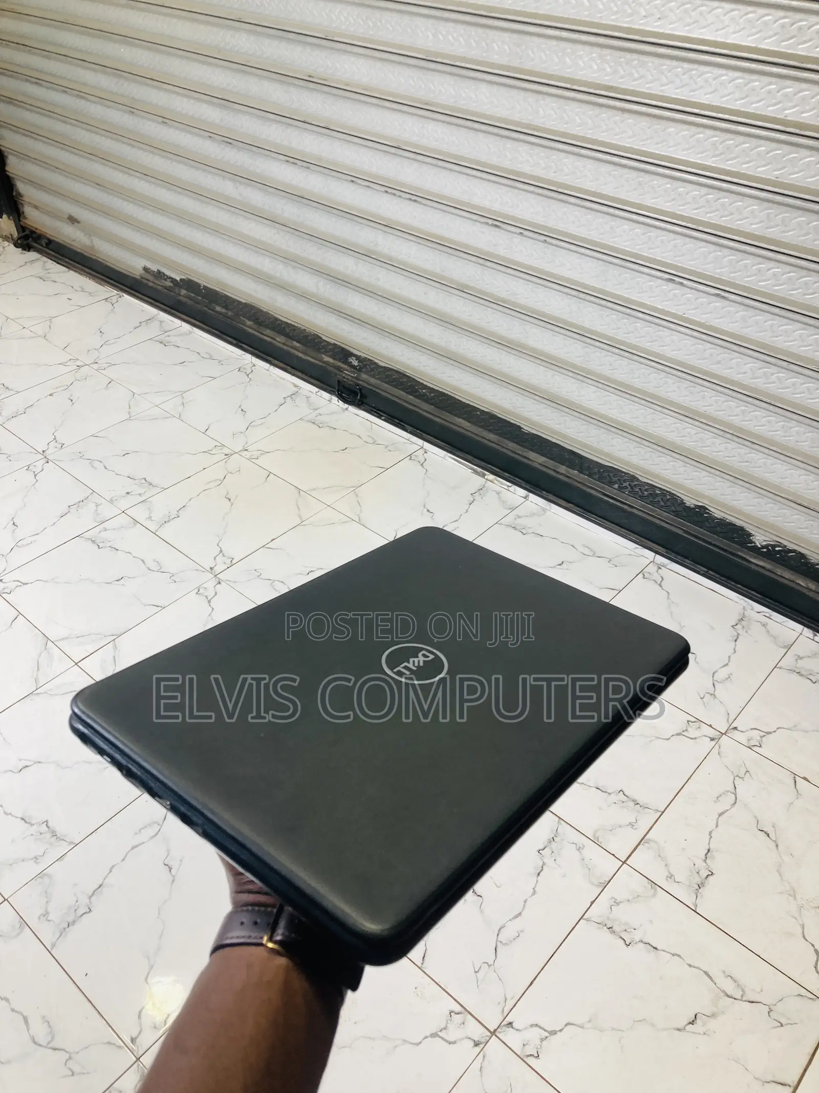 Laptop Dell Vostro 3300 4GB Intel Pentium SSD 128GB