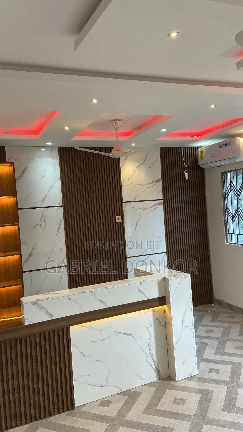 Luxurious Reception Room
