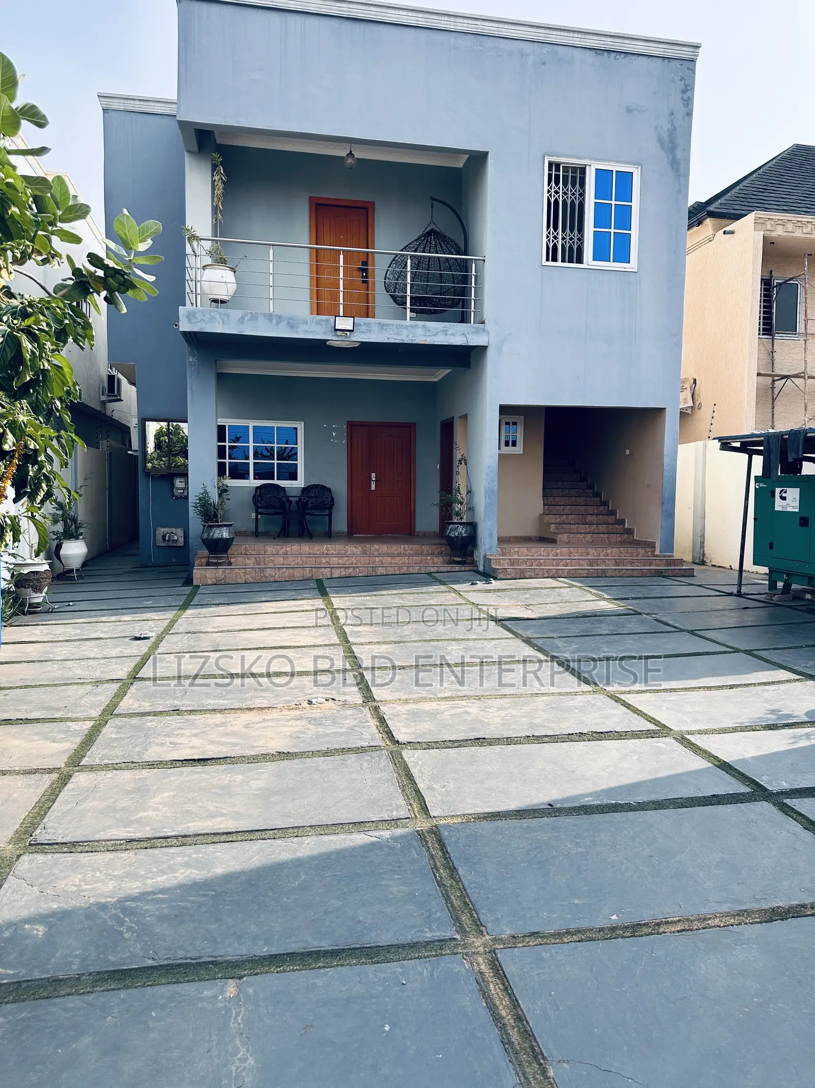 Furnished 3bdrm Condo in North Legon for sale