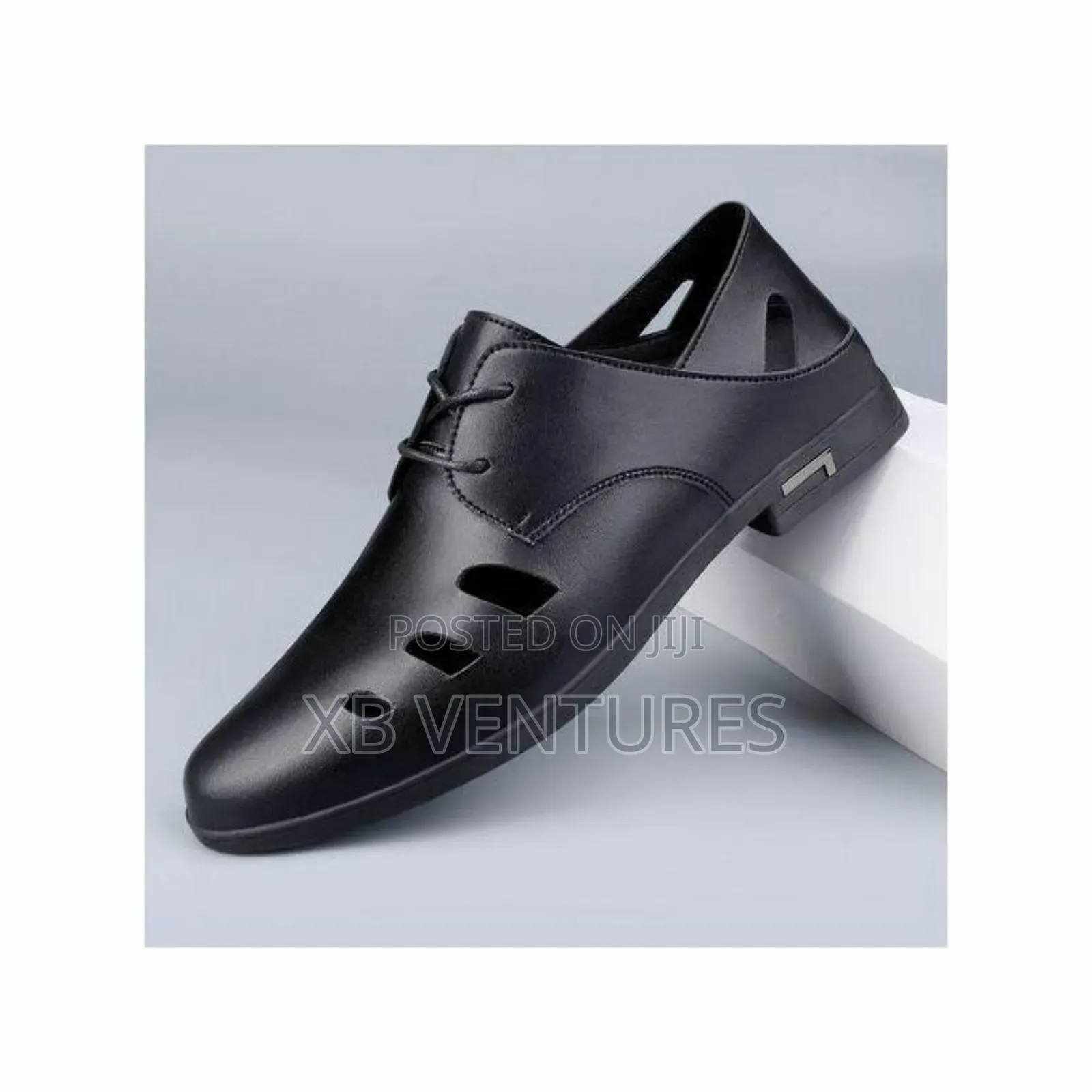 Business Hollow Leather Sandals
Shoe