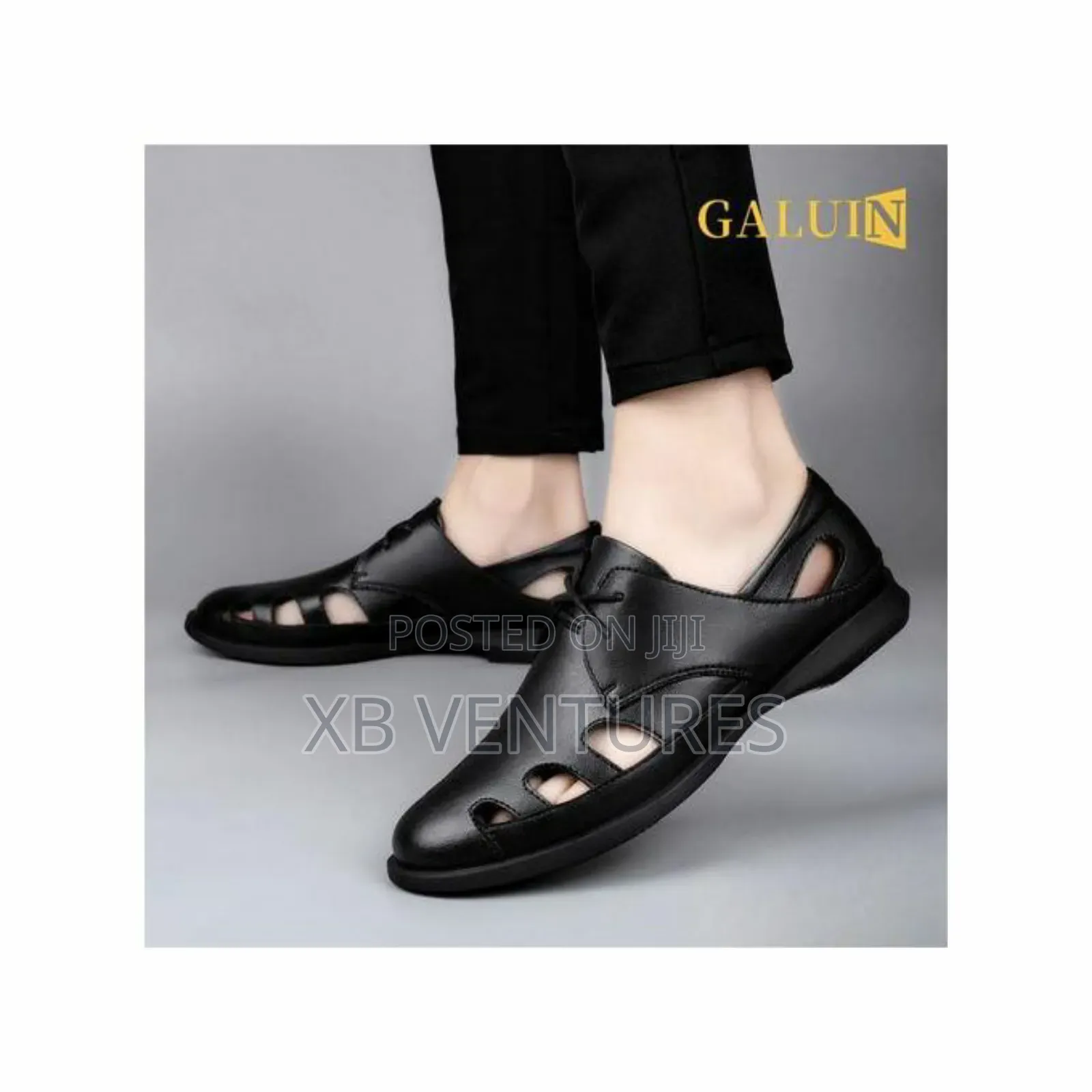 Business Hollow Leather Sandals
Shoe