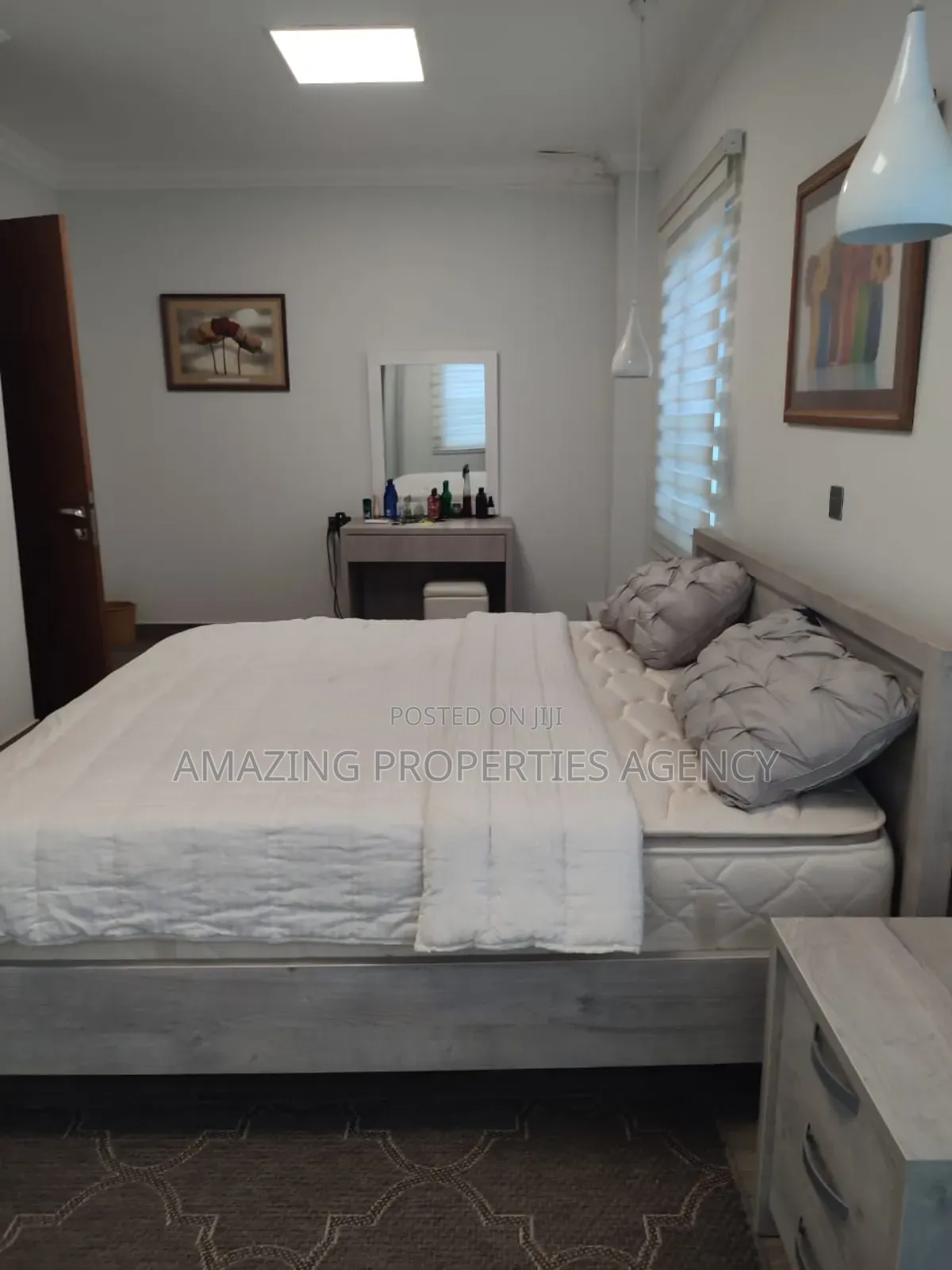 5bdrm House in Airport Hills for sale