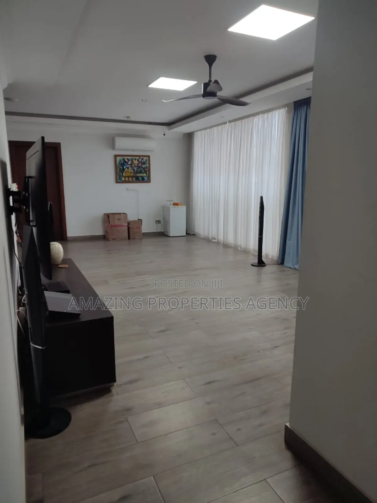 5bdrm House in Airport Hills for sale